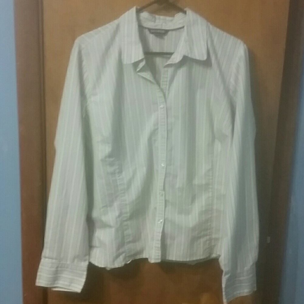 George button up long sleeve blouse